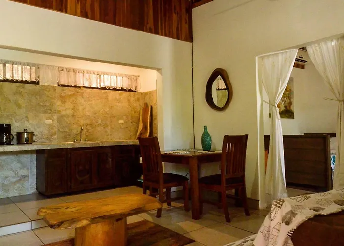 Zullymar Aptos Aparthotel Tamarindo