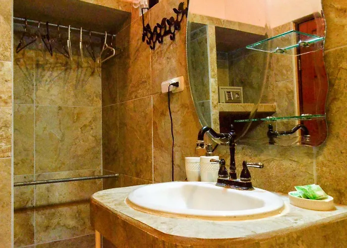 Zullymar Aptos Aparthotel *
