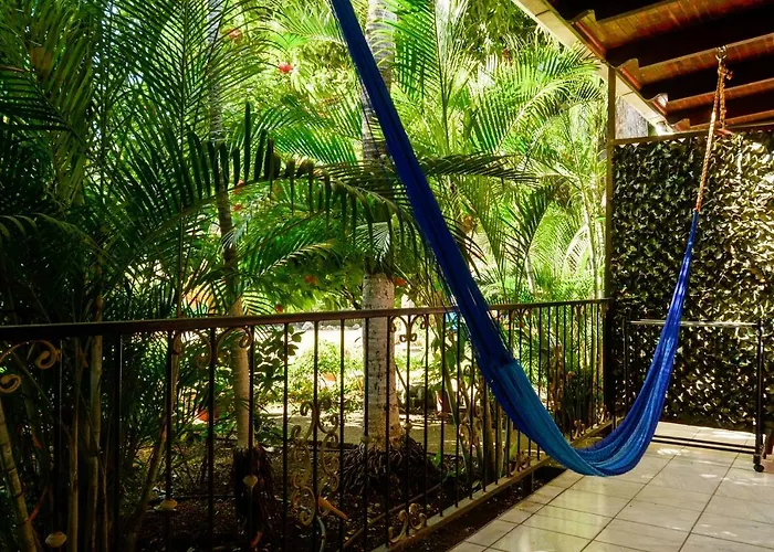 Zullymar Aptos Aparthotel Tamarindo