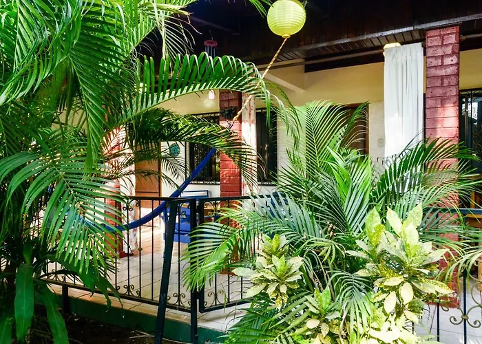 Zullymar Aptos Aparthotel
