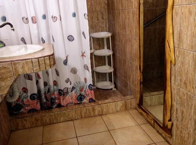 Zullymar Aptos Aparthotel